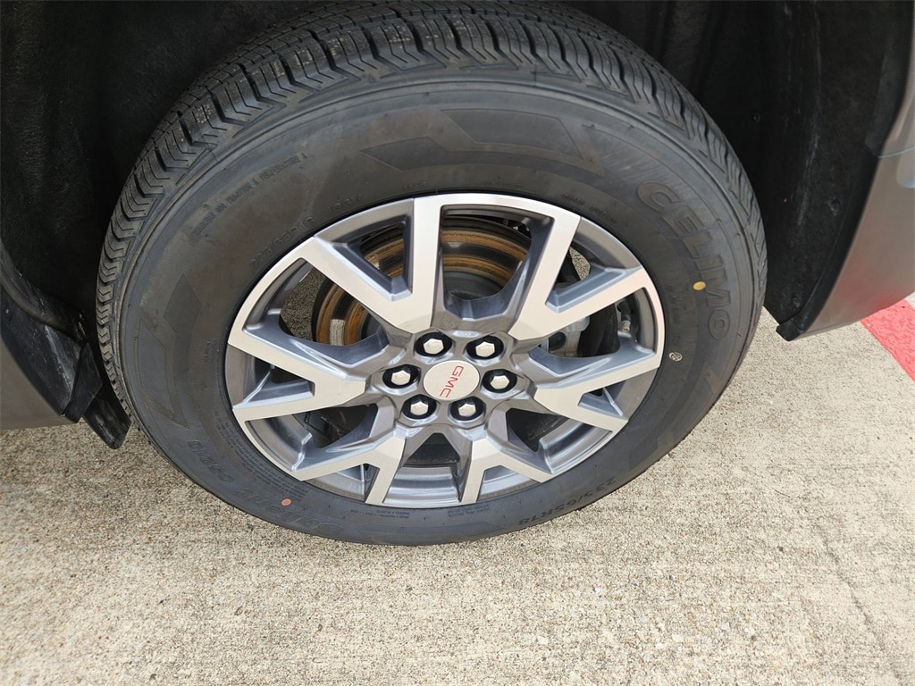 Thumbnail: 2023 GMC Acadia - 29