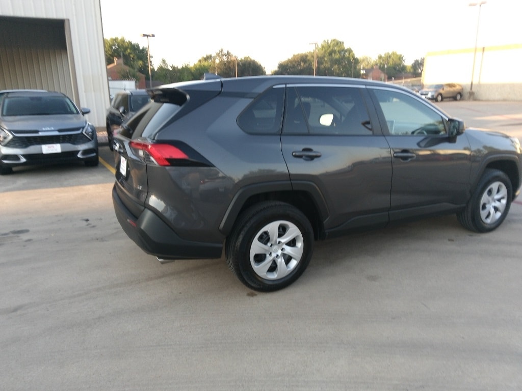 Thumbnail: 2025 Toyota RAV4 - 5