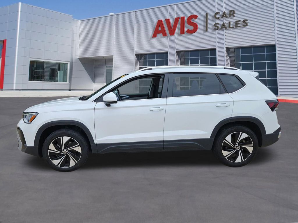 Thumbnail: 2025 Volkswagen Taos - 2