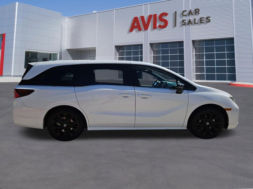 Thumbnail: 2025 Honda Odyssey - 7
