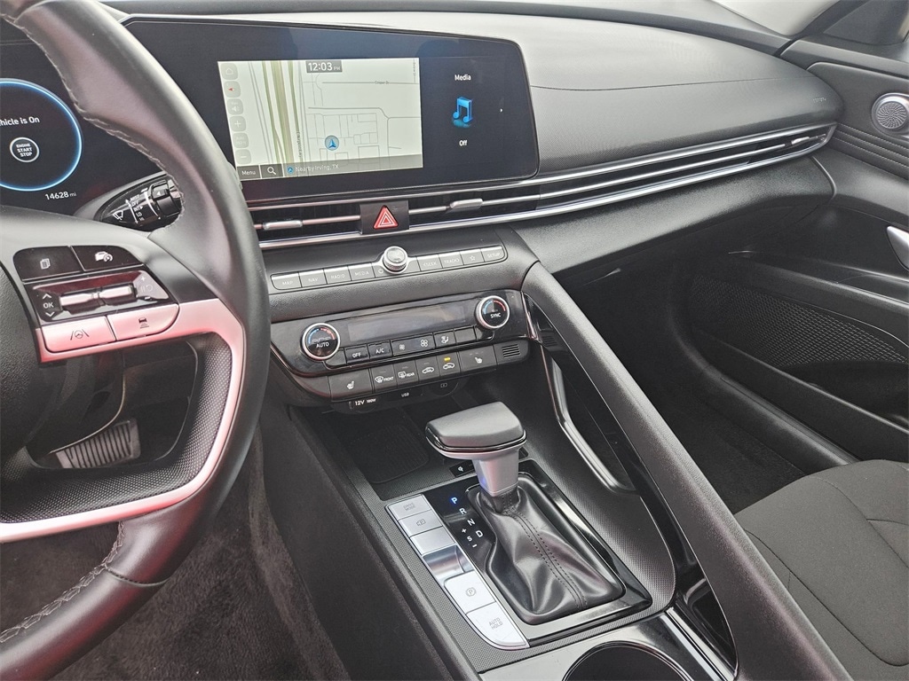 Thumbnail: 2025 Hyundai Elantra - 20