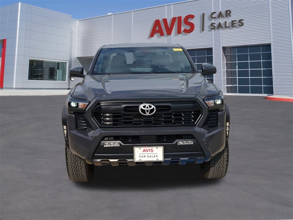 Thumbnail: 2025 Toyota Tacoma - 10