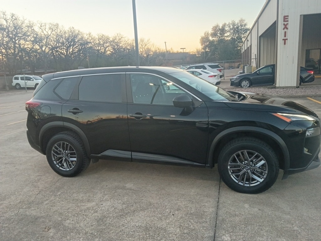 Thumbnail: 2023 Nissan Rogue - 7