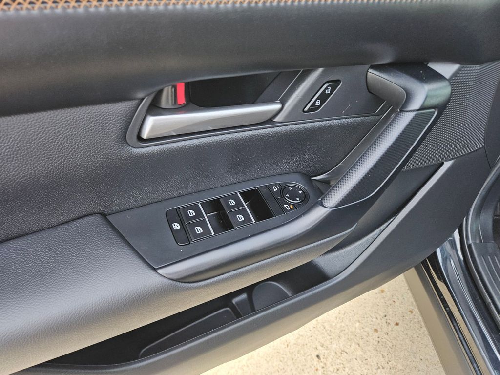 Thumbnail: 2025 Mazda CX-50 - 15