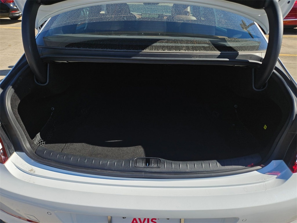 Thumbnail: 2023 Genesis G80 - 24