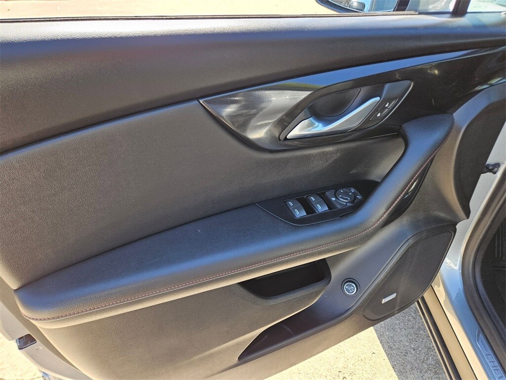 Thumbnail: 2025 Chevrolet Blazer - 13