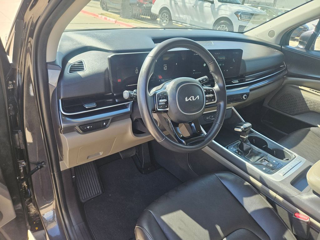 Thumbnail: 2025 Kia Carnival - 14