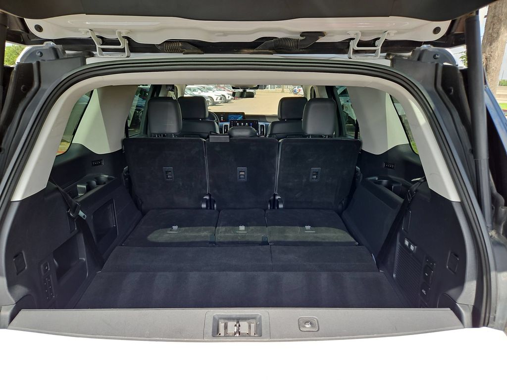 Thumbnail: 2025 Ford Expedition - 29
