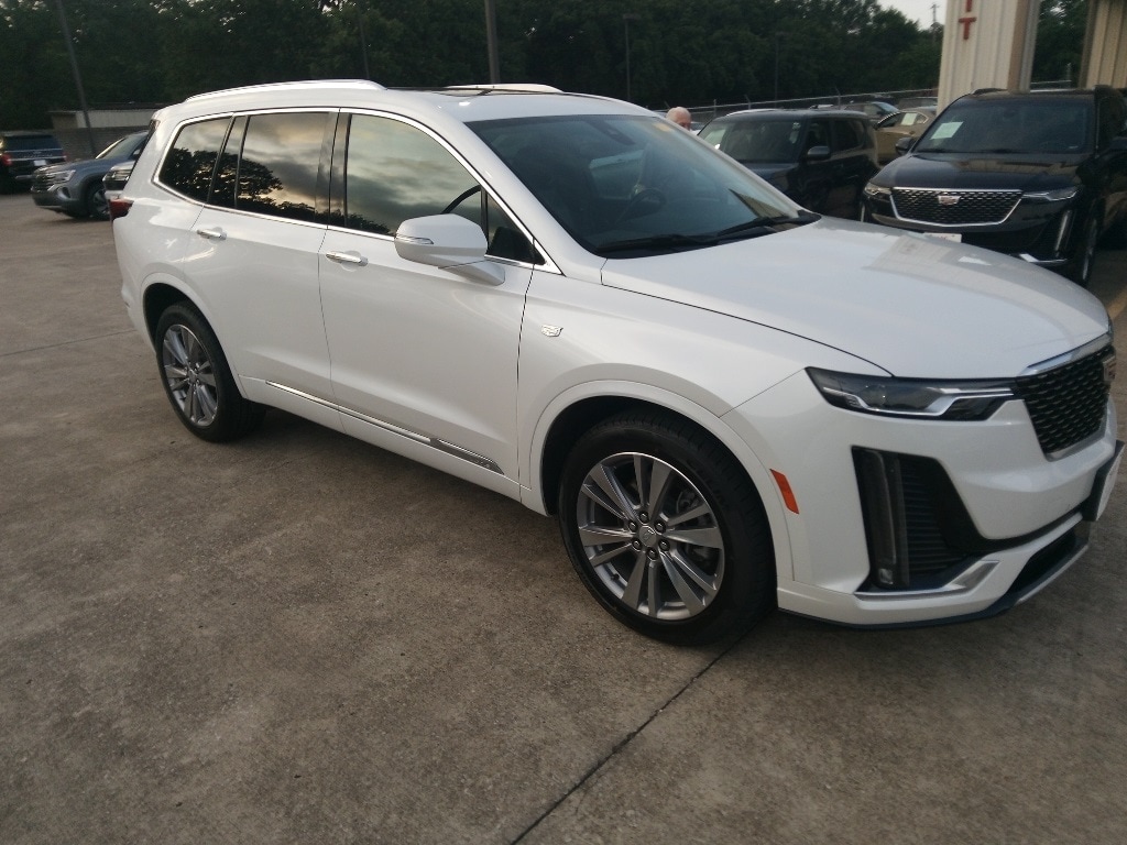 2024 Cadillac XT6 Premium Luxury 8