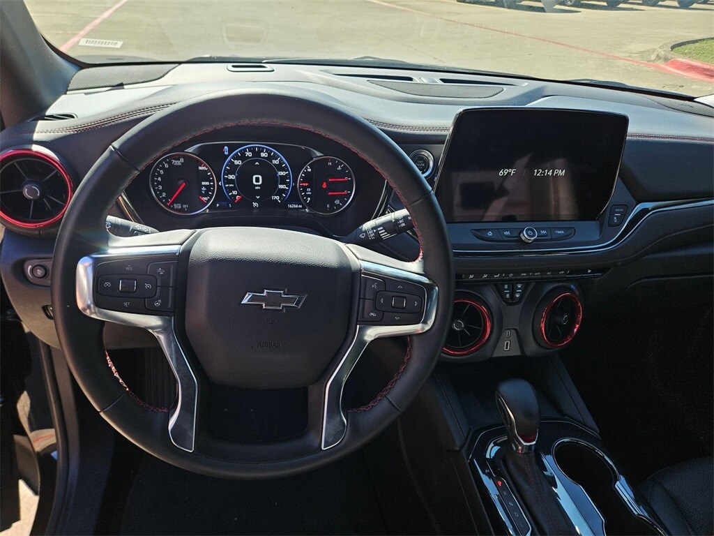 Thumbnail: 2025 Chevrolet Blazer - 15