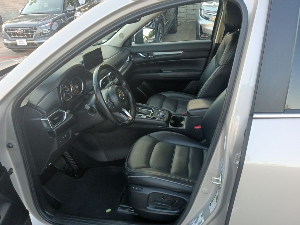 Thumbnail: 2025 Mazda CX-5 - 4