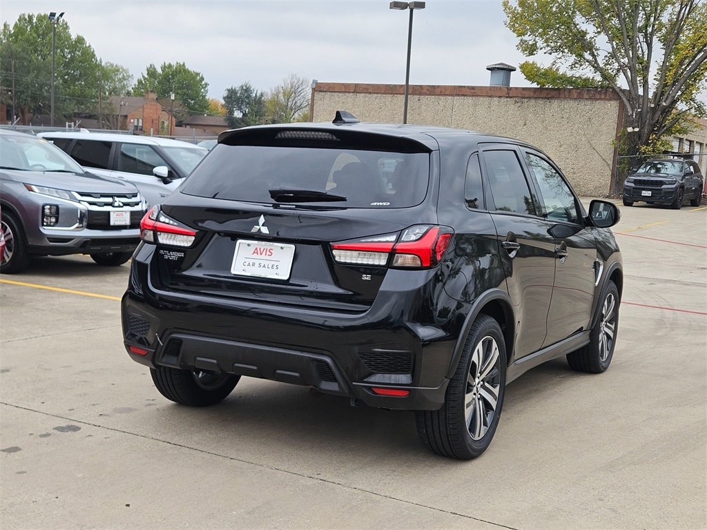 Thumbnail: 2024 Mitsubishi Outlander Sport - 6