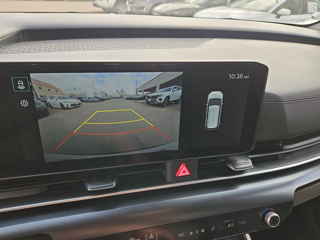 Thumbnail: 2025 Kia Carnival - 22