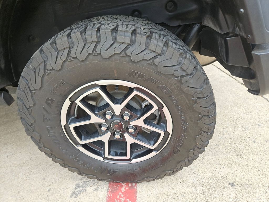 Thumbnail: 2025 Jeep Wrangler - 24