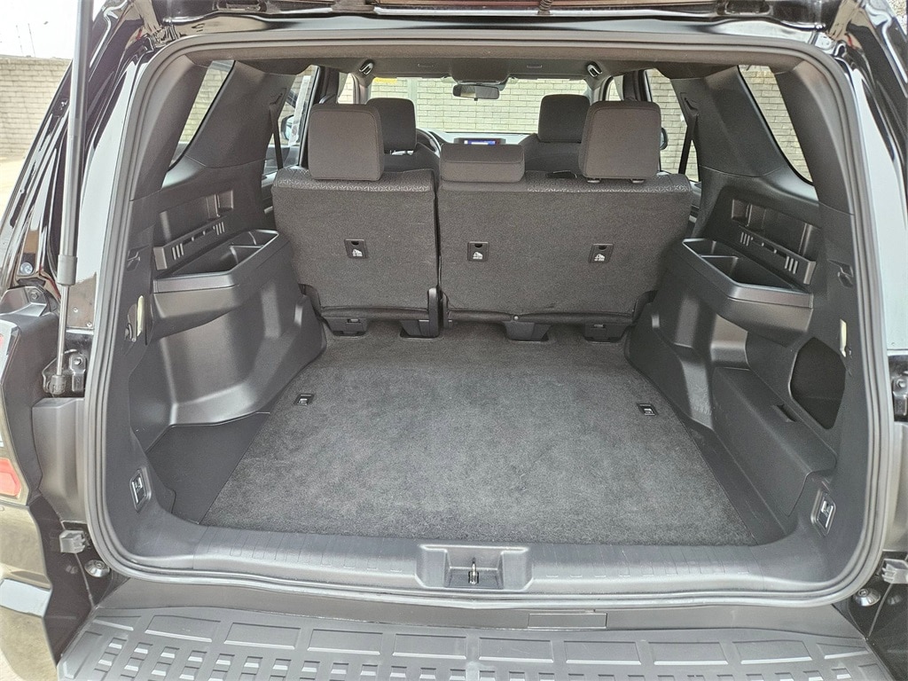 Thumbnail: 2025 Toyota 4Runner - 24