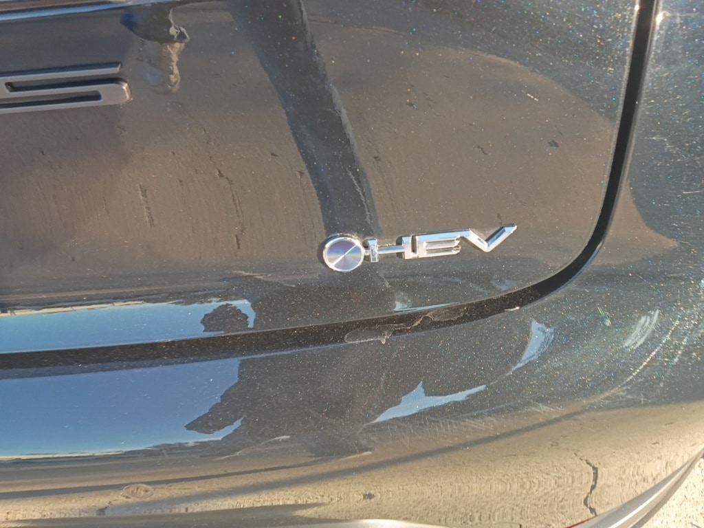 Thumbnail: 2025 Toyota Prius - 11