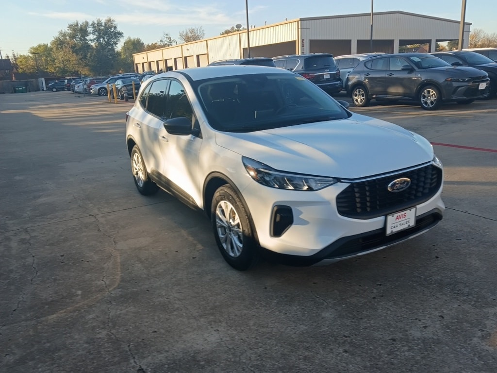 Thumbnail: 2025 Ford Escape - 6