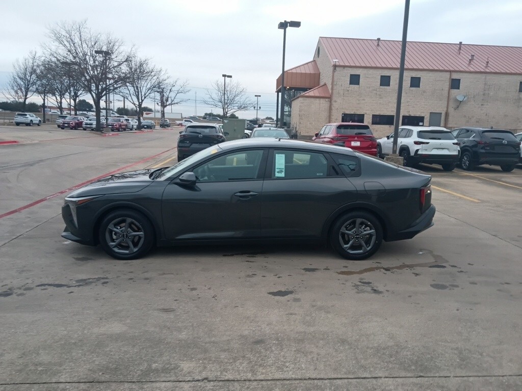 Thumbnail: 2025 Kia K4 - 4