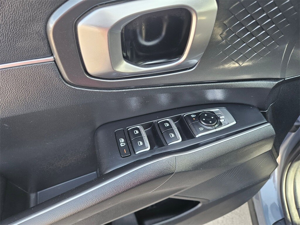 Thumbnail: 2024 Kia Sorento - 15