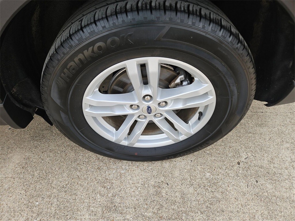 Thumbnail: 2024 Ford Explorer - 27