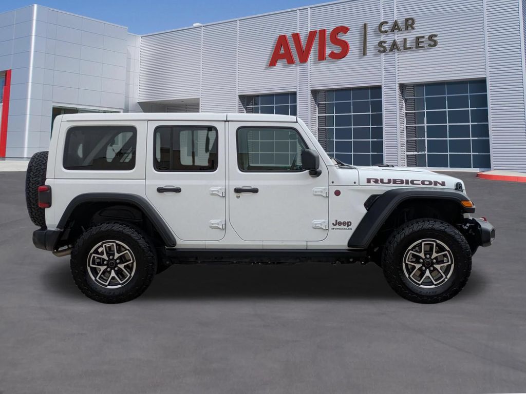Thumbnail: 2025 Jeep Wrangler - 5