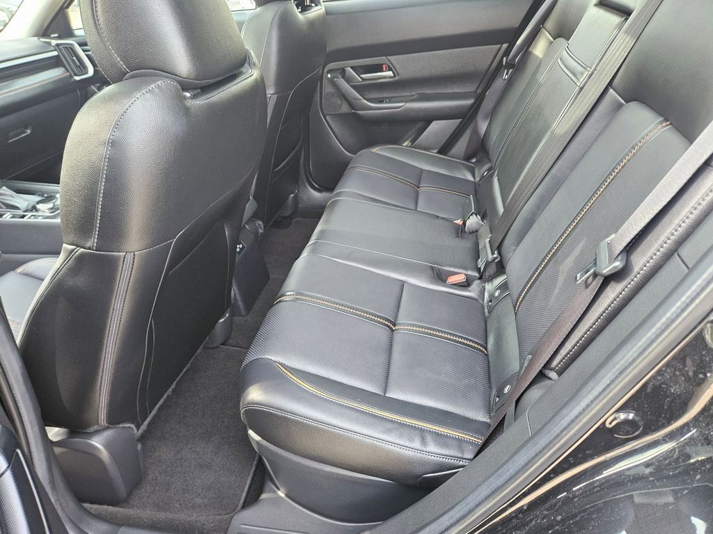 Thumbnail: 2025 Mazda CX-50 - 28