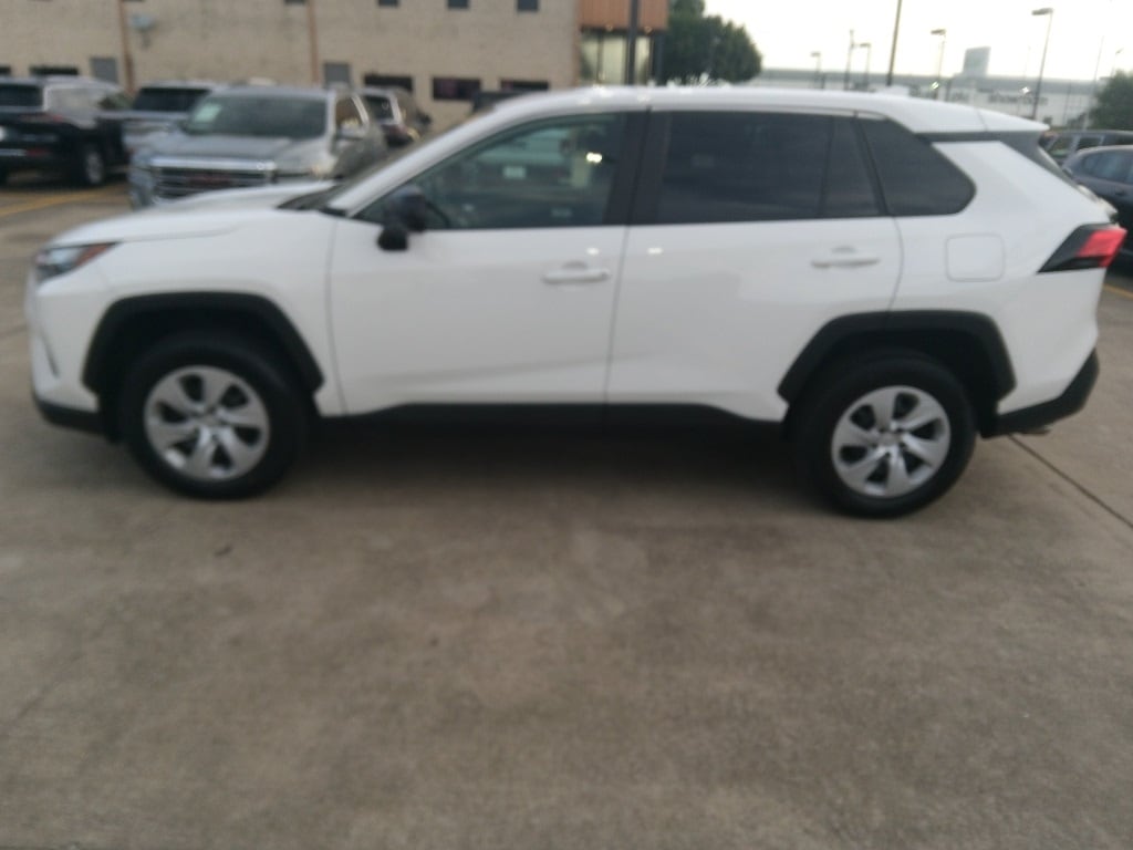Thumbnail: 2024 Toyota RAV4 - 3