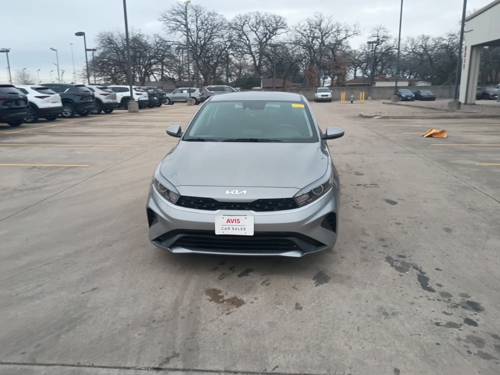 Thumbnail: 2024 Kia Forte - 5