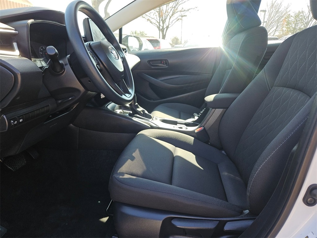 Thumbnail: 2025 Toyota Corolla - 11