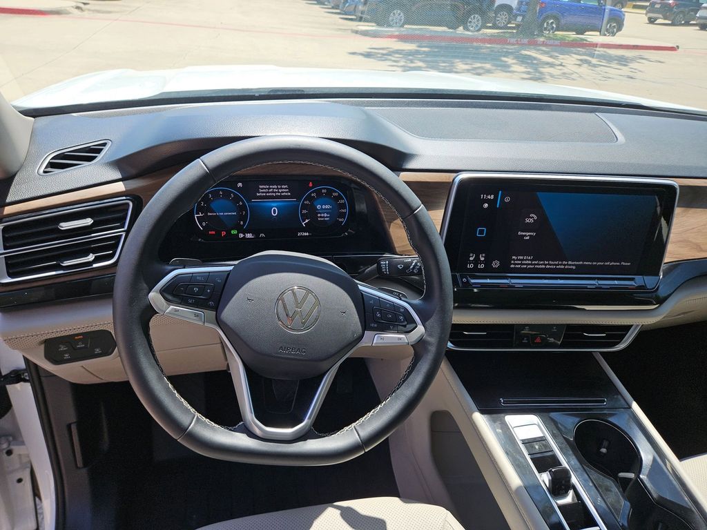 Thumbnail: 2025 Volkswagen Atlas - 17