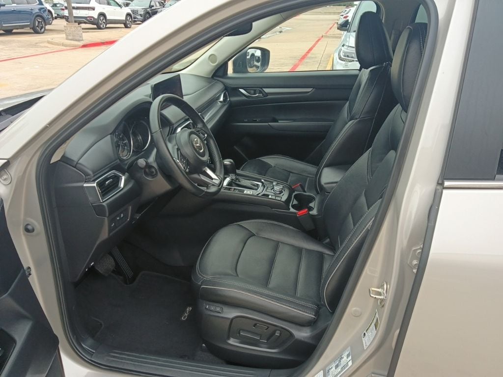 Thumbnail: 2025 Mazda CX-5 - 4