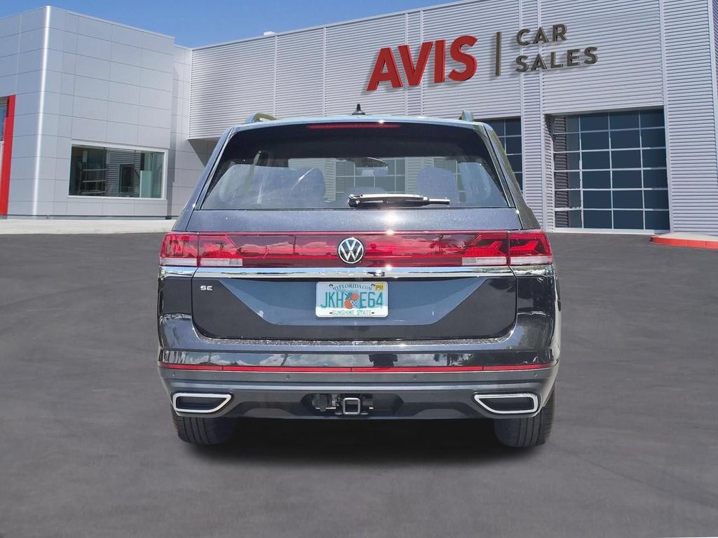 2025 Volkswagen Atlas SE w/Tech - Photo 7