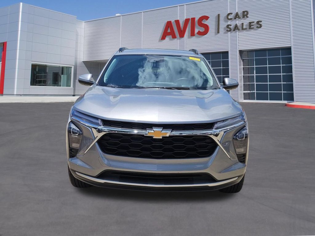 Thumbnail: 2025 Chevrolet Trax - 10