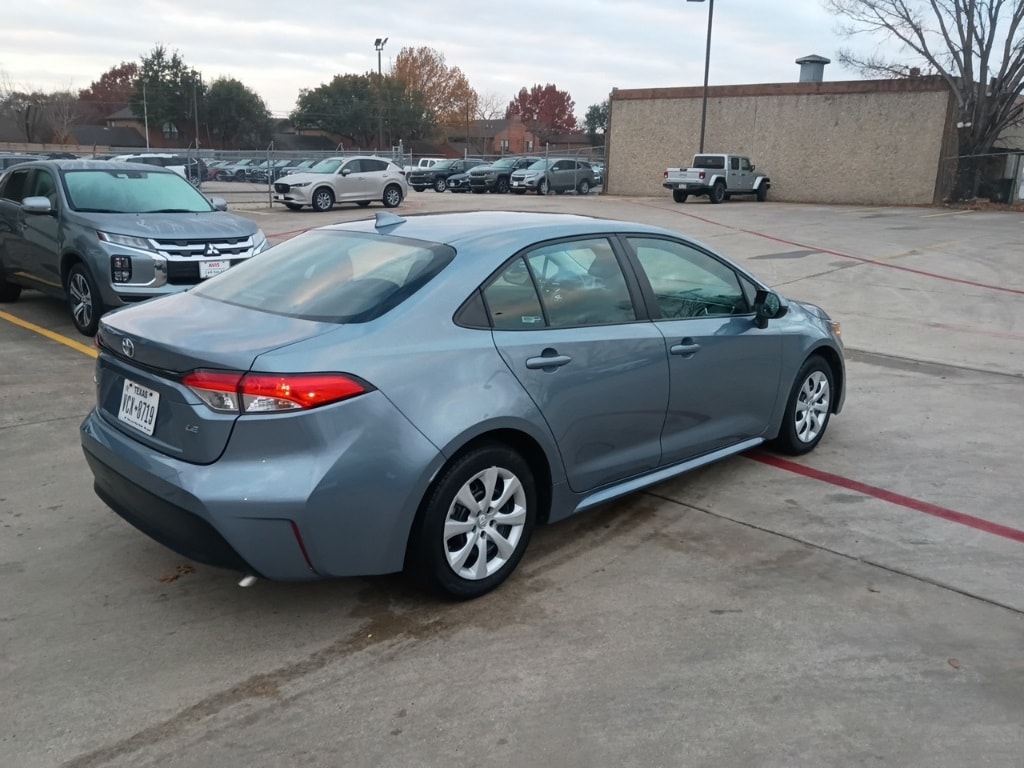 Thumbnail: 2024 Toyota Corolla - 9