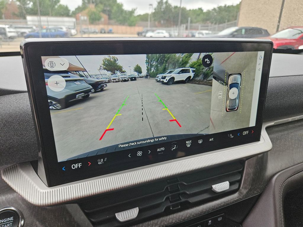 Thumbnail: 2025 Ford Explorer - 22