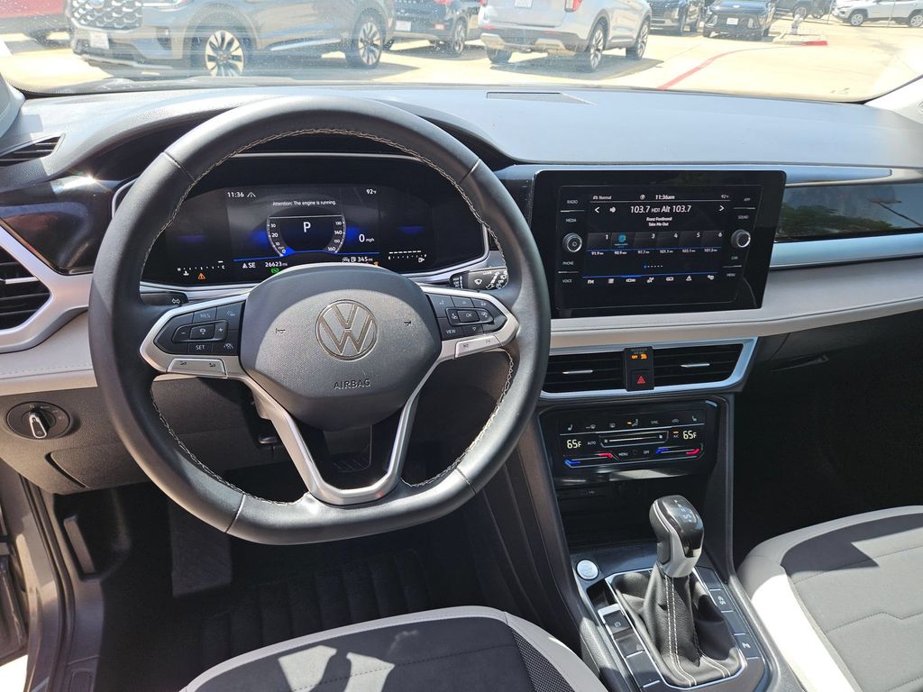 Thumbnail: 2025 Volkswagen Taos - 16