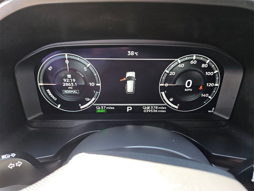 Thumbnail: 2023 Mitsubishi Outlander - 20