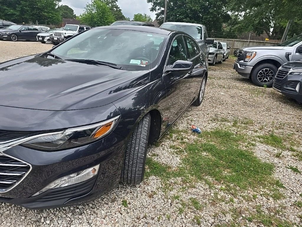 Thumbnail: 2023 Chevrolet Malibu - 5