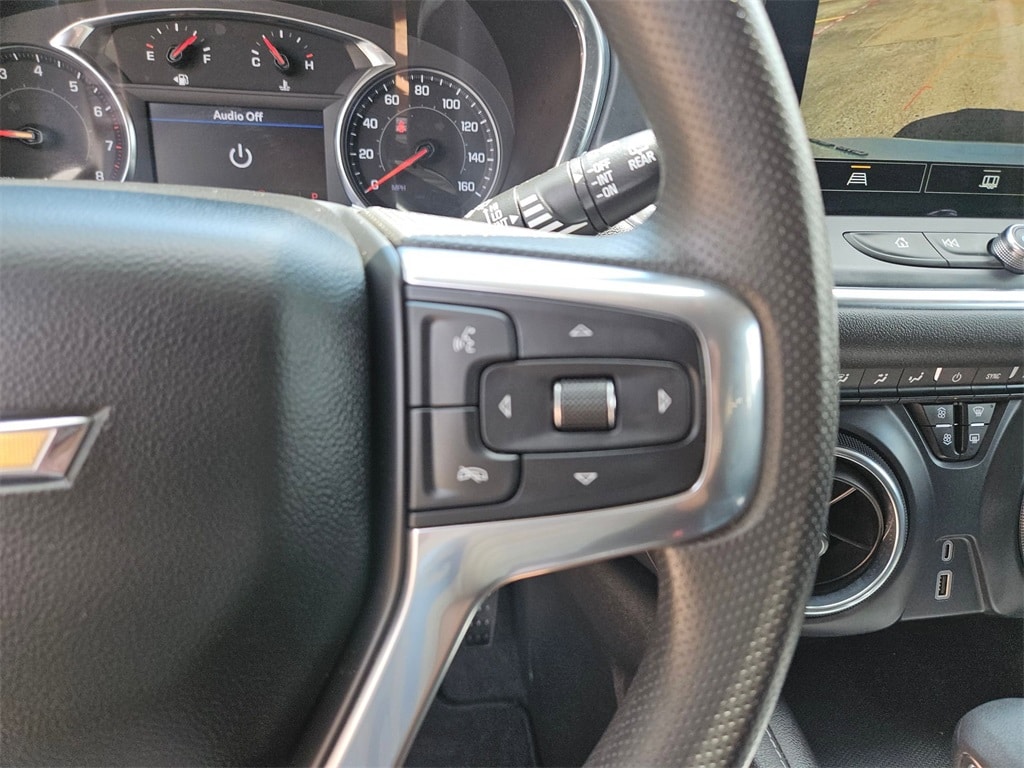 Thumbnail: 2023 Chevrolet Blazer - 23