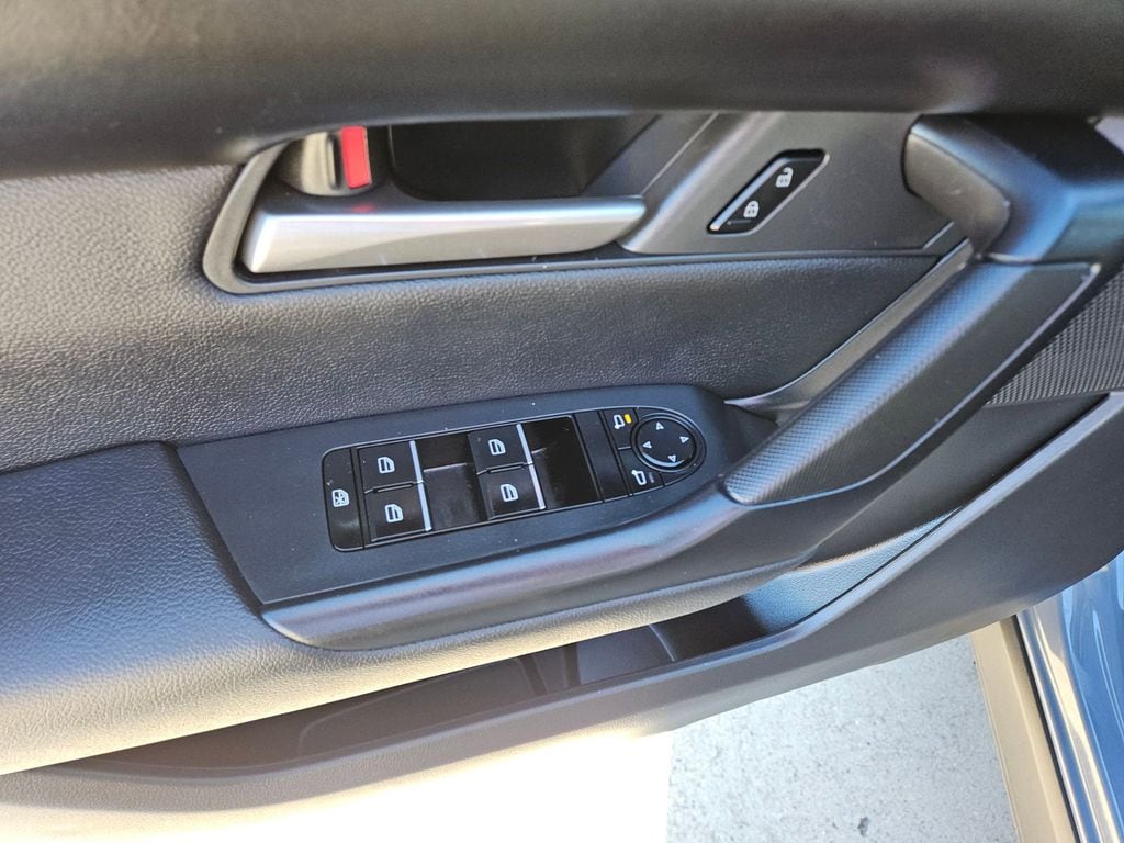 Thumbnail: 2025 Mazda CX-50 - 14