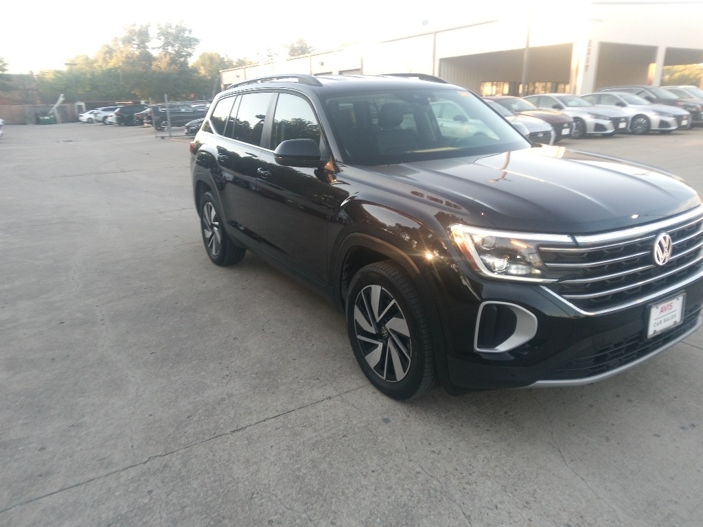 Thumbnail: 2025 Volkswagen Atlas - 3