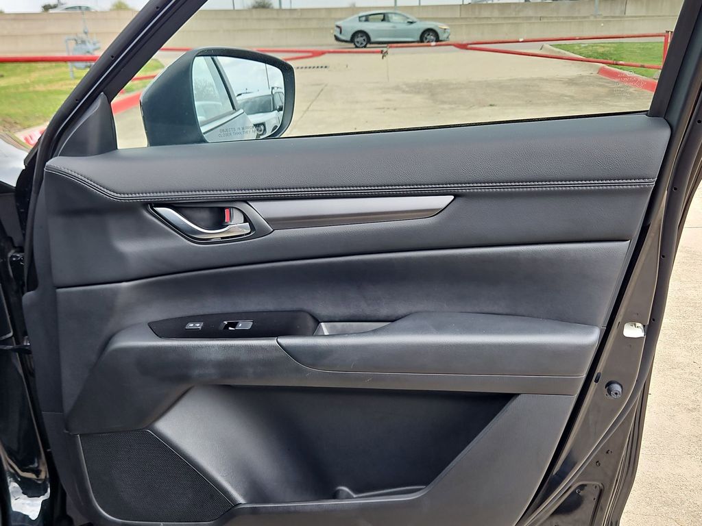 Thumbnail: 2025 Mazda CX-5 - 32