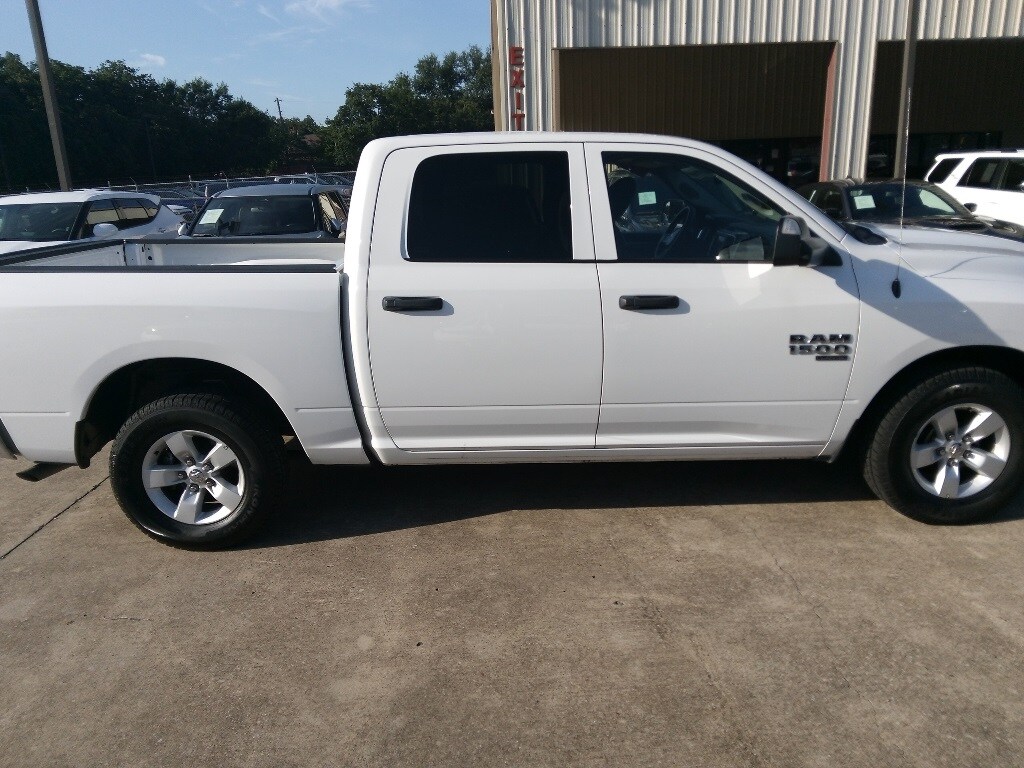 2023 RAM 1500 Classic SLT 7