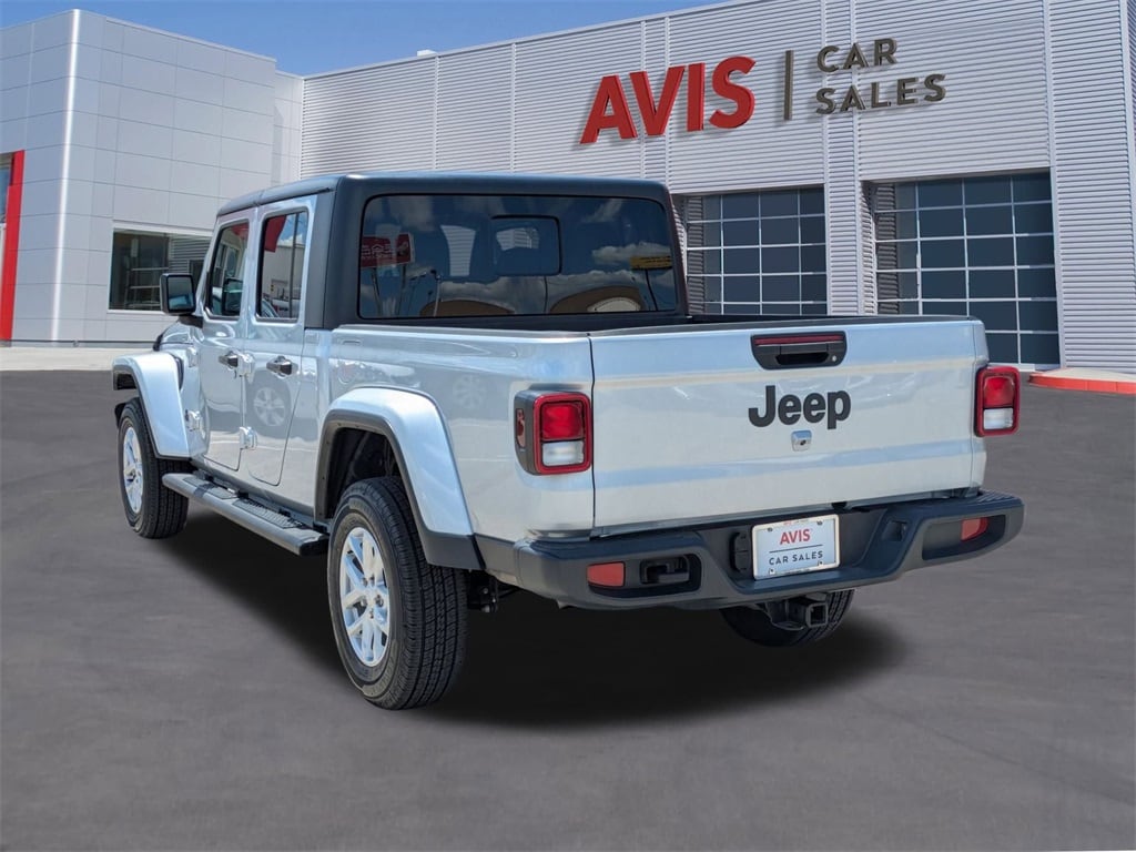 Thumbnail: 2023 Jeep Gladiator - 9