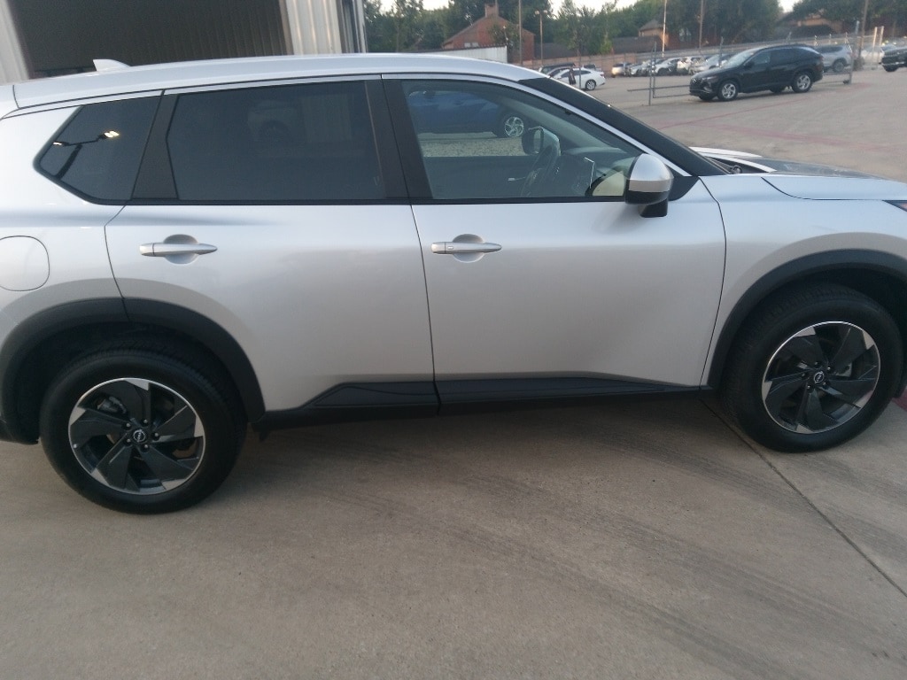 Thumbnail: 2024 Nissan Rogue - 7