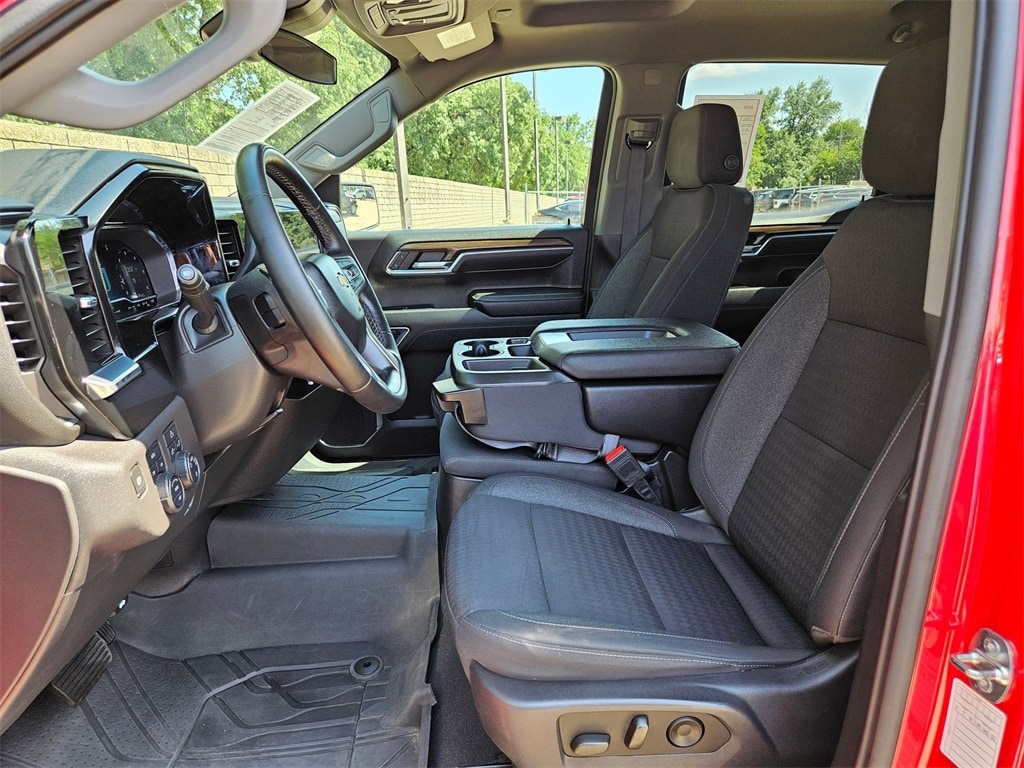 2023 Chevrolet Silverado 1500 LT 14