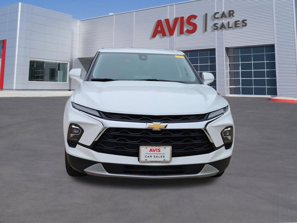 Thumbnail: 2025 Chevrolet Blazer - 10