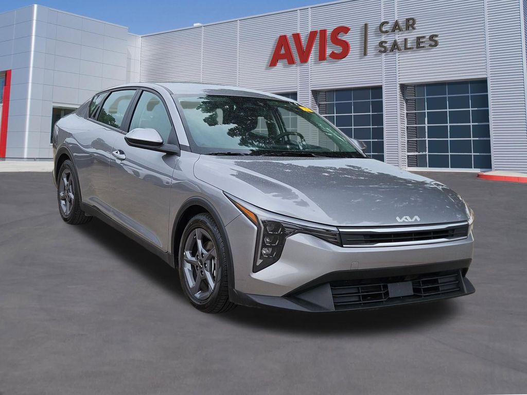 Thumbnail: 2025 Kia K4 - 9