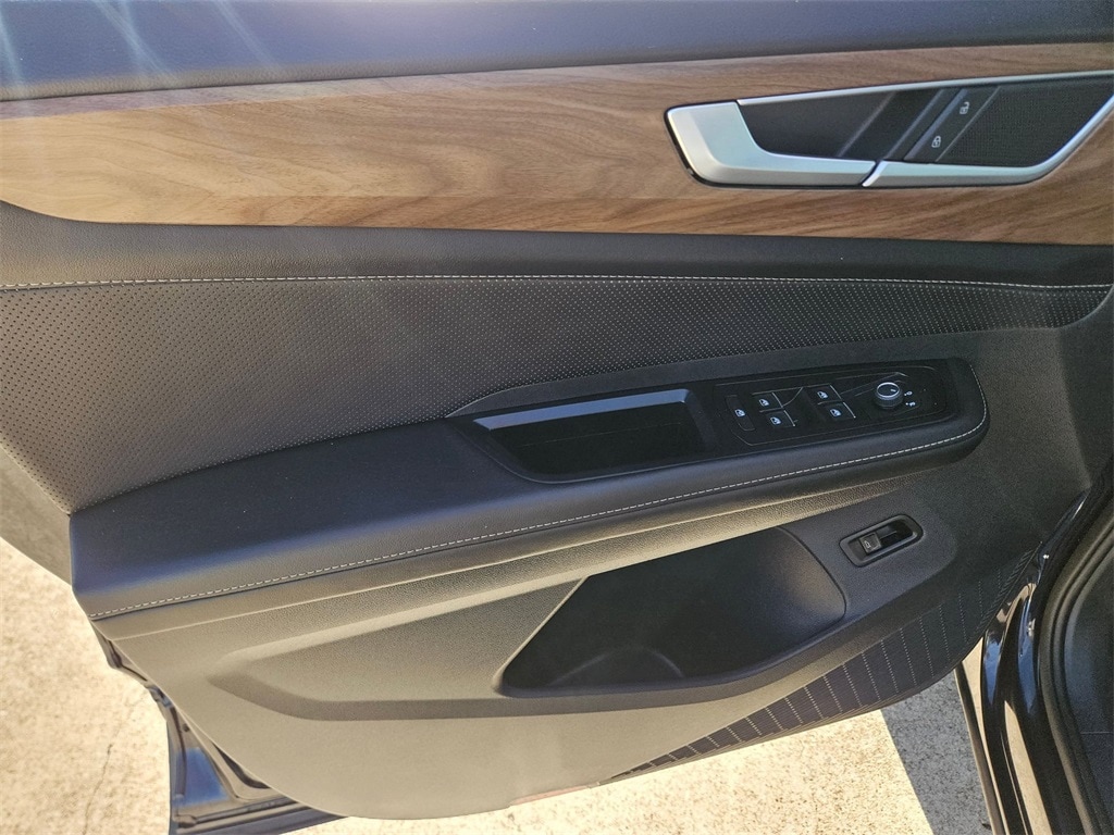 Thumbnail: 2025 Volkswagen Atlas - 14