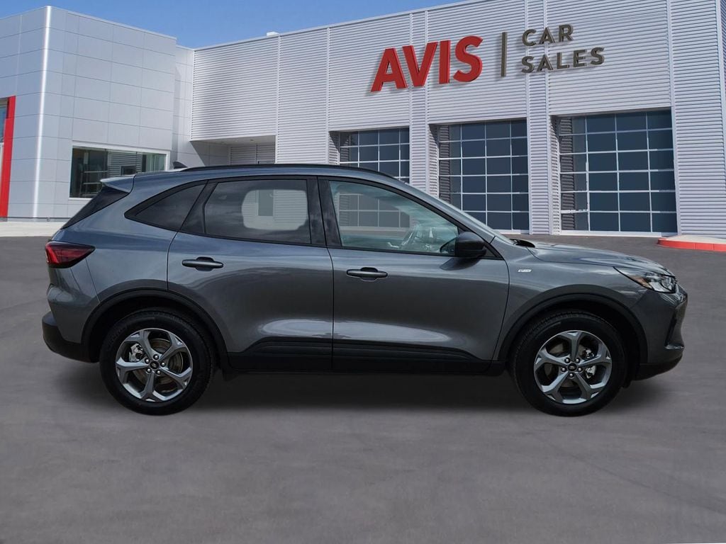 Thumbnail: 2025 Ford Escape - 7